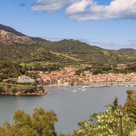 Hotiday Collection - Porto Azzurro カポリーヴェリ