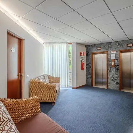 ホテル Hotiday Collection - Porto Azzurro 4*