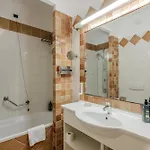 Hotiday Collection - Porto Azzurro 호텔