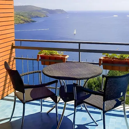 ホテル Hotiday Collection - Porto Azzurro