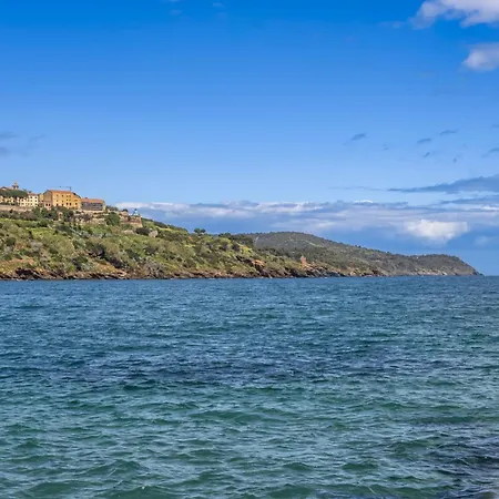 Hotiday Collection - Porto Azzurro Capoliveri (Isola d'Elba)