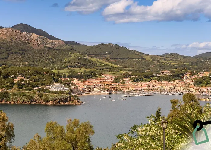 Hotiday Collection - Porto Azzurro 卡波利韦里