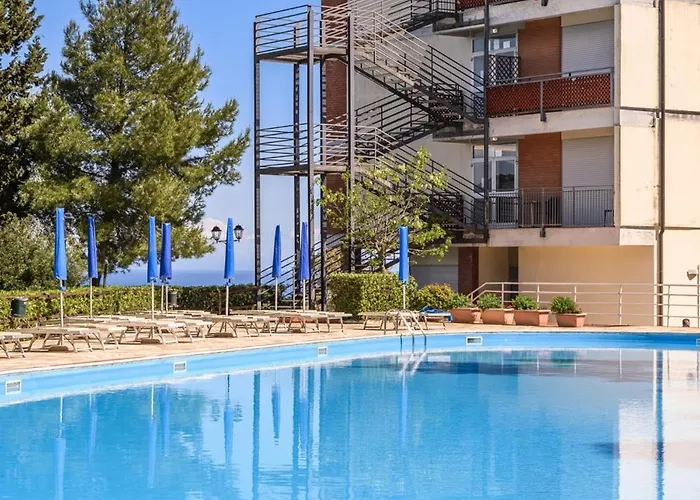 Hotiday Collection - Porto Azzurro Hotel 4*